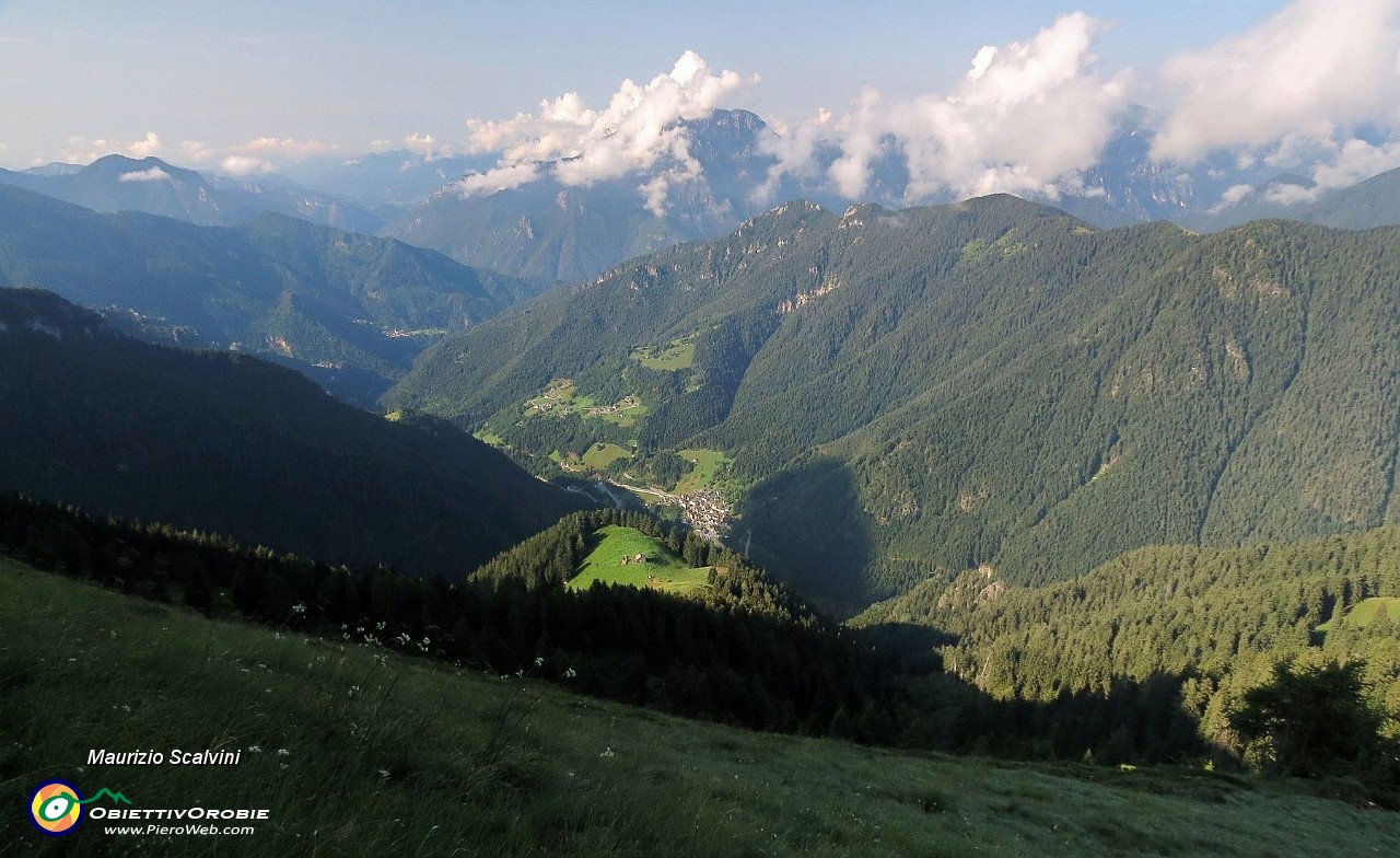 13 Panorama verso Mezzoldo....JPG